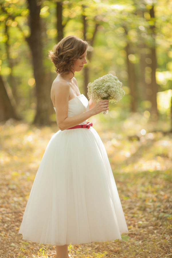 colored sash wedding dress