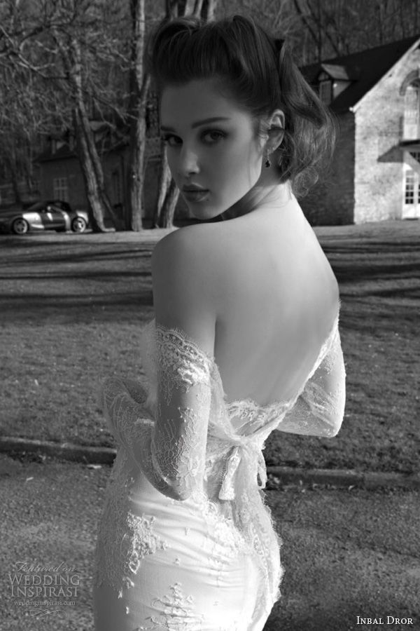 luxury off shoulder long sleeves wedding dress